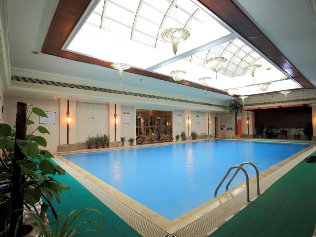 Beijing King Wing Hot Spring Hotel Exterior foto