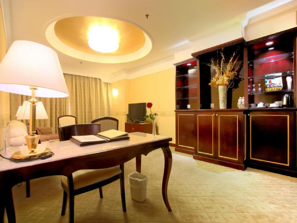 Beijing King Wing Hot Spring Hotel Habitación foto