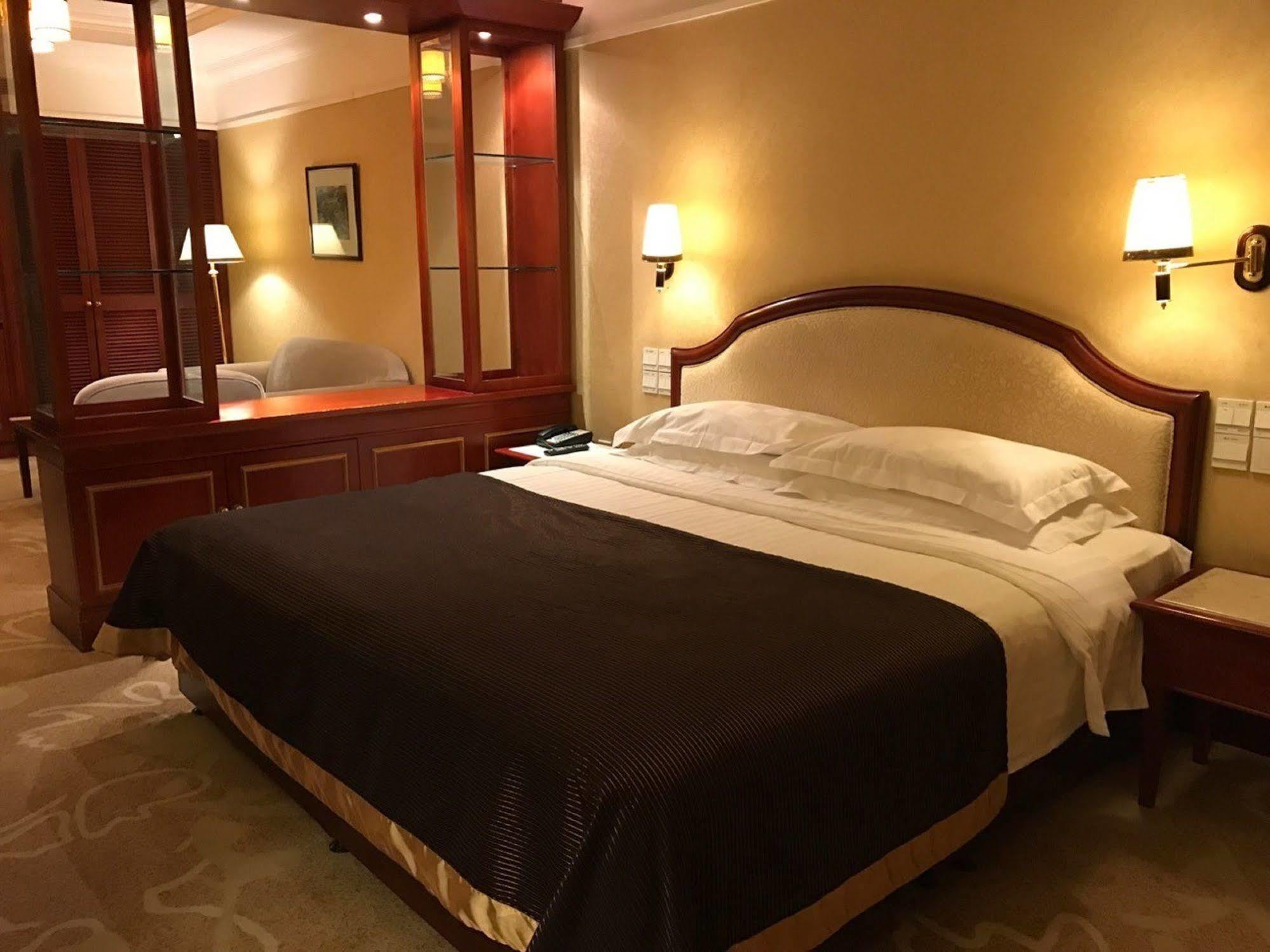 Beijing King Wing Hot Spring Hotel Exterior foto